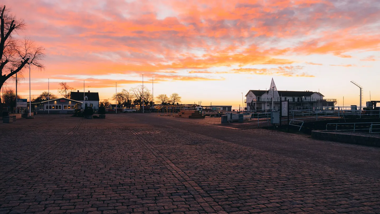 Färjestaden i vinterskrud